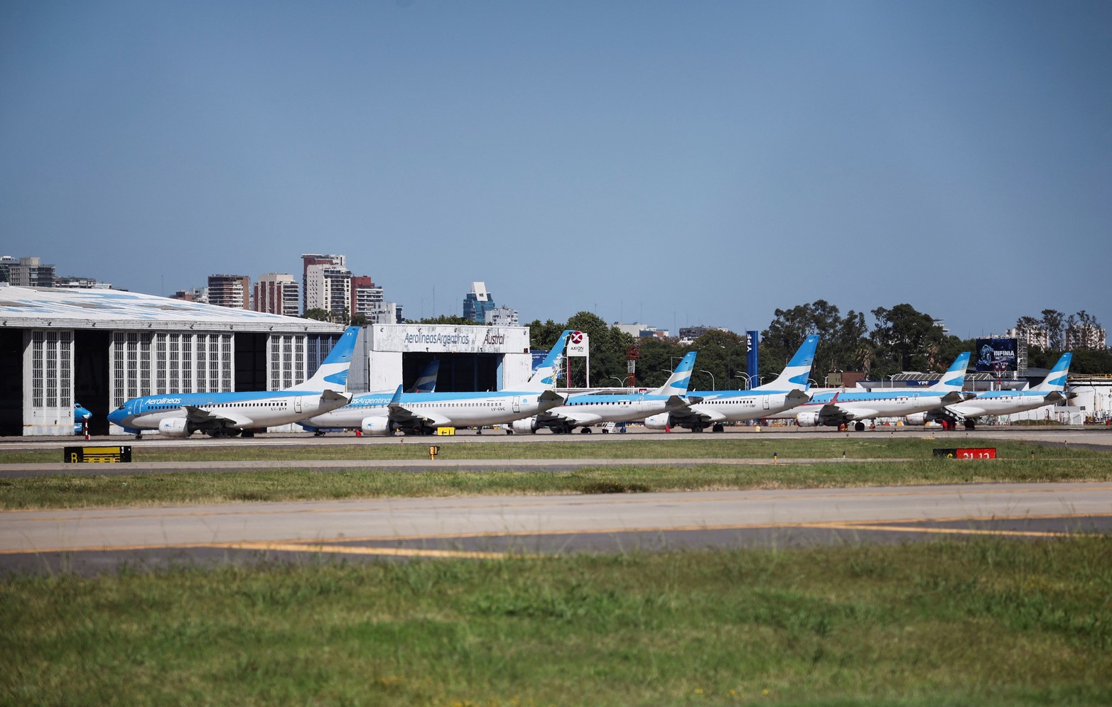 Aviones en tierra. La foto muestra el paro en el sector aeronáutico. Foto: Reuters