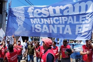 La movilización contó con gran participación de Trabajadores Municipales de la región.