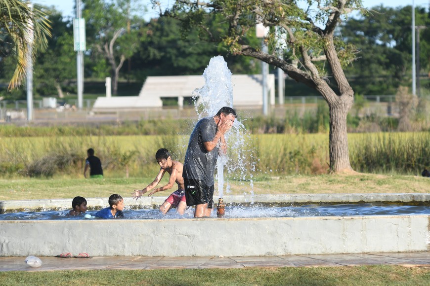 Más de la mitad del país registró temperaturas superiores a los 34 grados este lunes. Crédito: Malena Rodríguez