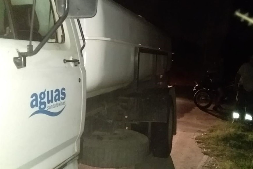 Con camiones cisterna, Assa presta asistencia ante la emergencia. Foto: Gentileza