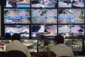 El Centro de Monitoreo municipal recibirá de (y enviará a) al Sistema de Videovigilancia provincial información valiosa sobre hechos delictivos.