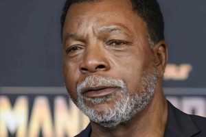 El actor Carl Weathers falleció a los 76 años.