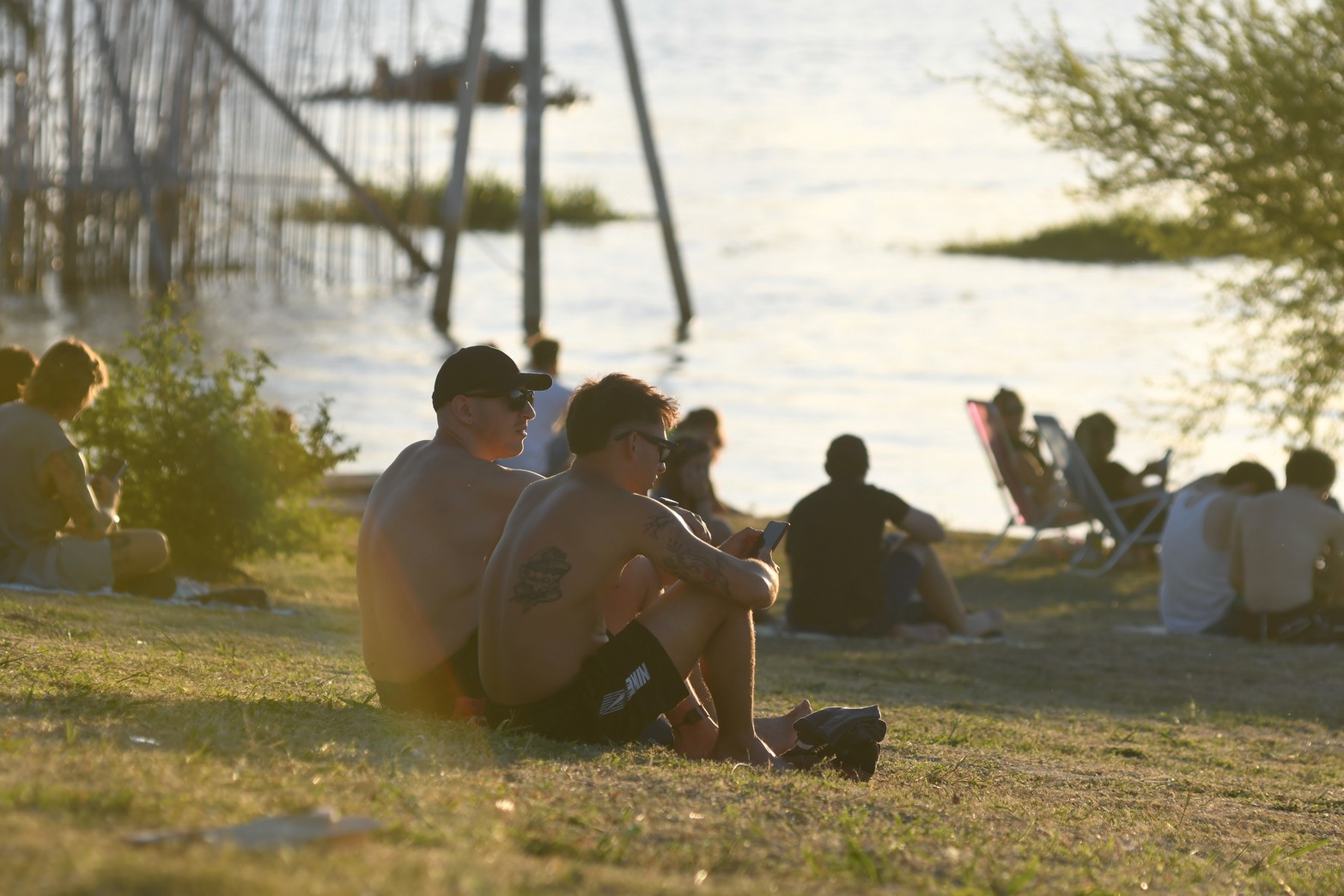 El verde y el agua. En la costanera Este. 
