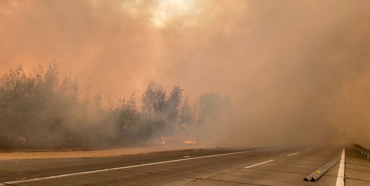 Impactantes imágenes de los incendios en Chile, que ya se cobraron 19 vidas