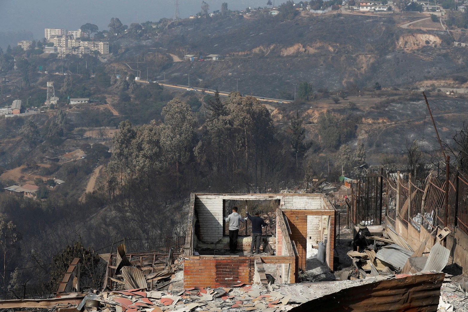 La meta solidaria final es alcanzar 1.500 millones de pesos, y hasta ahora, solo se ha recaudado aproximadamente el 40%. La plataforma acepta pagos a través de Mercado Pago, Webpay y Khipu a nivel nacional, y mediante Paypal para donaciones desde el extranjero.