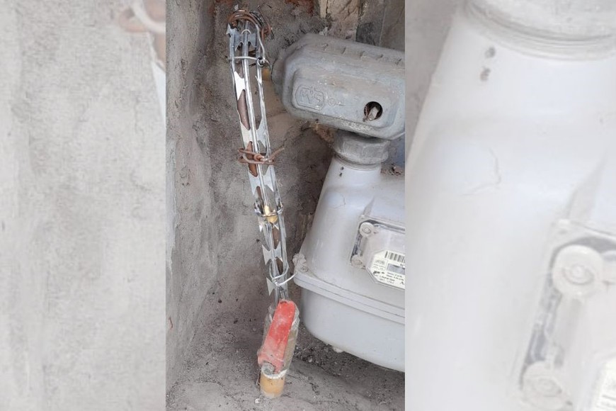 Cansados que le roben el medidor de gas, un vecino colocó alambre concertina. Foto: Gentileza