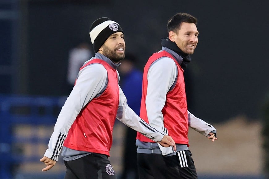 MLS club Inter Miami’s Lionel Messi and Jordi Alba participate in a training session in Chiba, Japan February 6, 2024. REUTERS/Kim Kyung-Hoon
