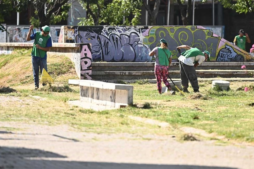 Tras la publicación de El Litoral, limpiaron el parque. Foto: Mauricio Garín