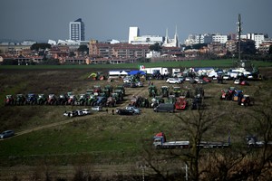 Agricultores de toda Italia se movilizan en tractores hacia Roma.