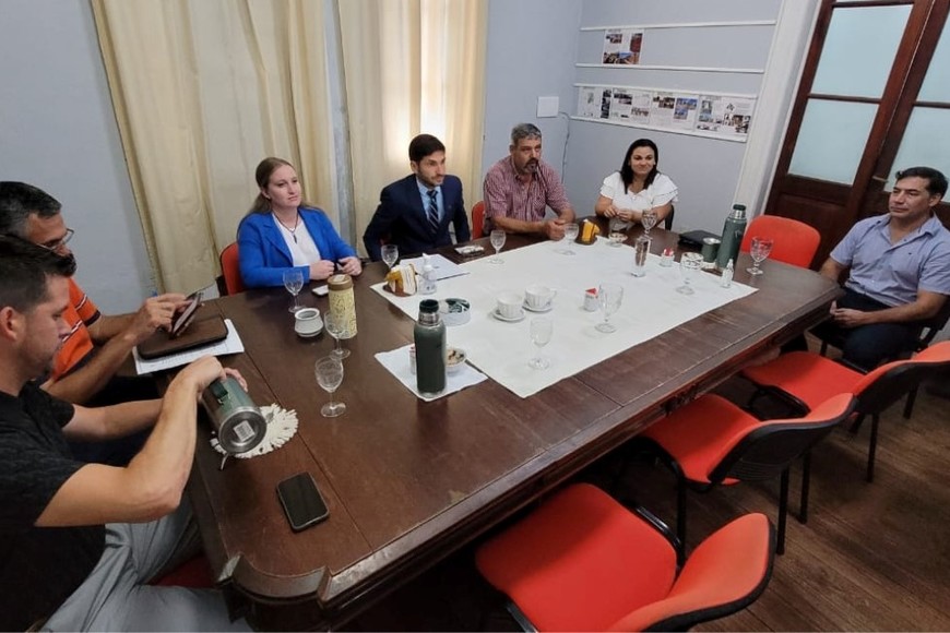 Reunión con el gabinete del intendente R. Ramírez. Crédito: Marvel Bonin / Municipalidad de Coronda.