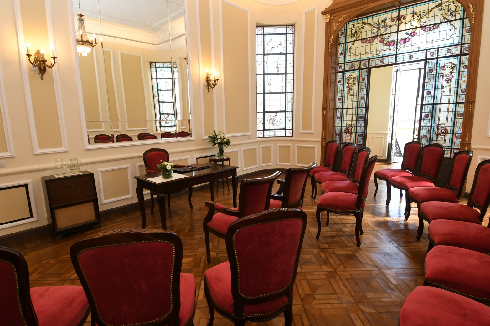 La Sala acondicionada donde se casan las parejas