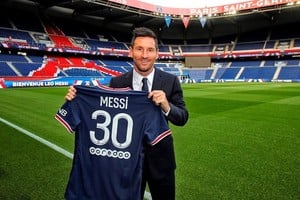 Los hinchas franceses y de PSG no quedaron conformes con el paso de Lionel por el club parisino. 