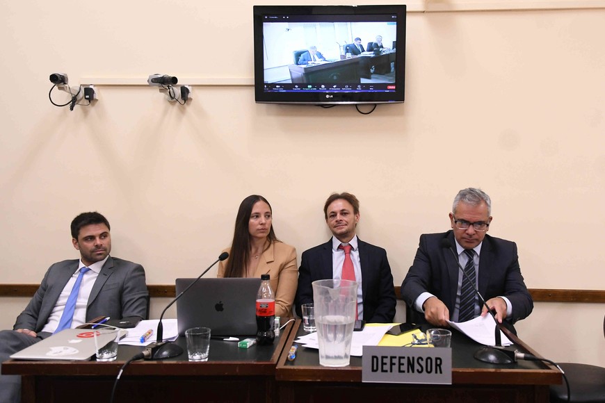 Continua el juicio contra el exgobernador José Alperovich acusado de abuso sexual. La defensa está encabezada por Augusto Nicolás Garrido y Ariel Sosa. Foto: Alejandro Santa Cruz / Télam
