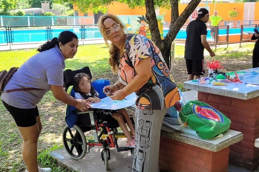 Muchos colaboradores y talleristas permitieron que se desarrolle la colonia. Créditos: Municipalidad de Coronda. Campo Social Penitenciario.