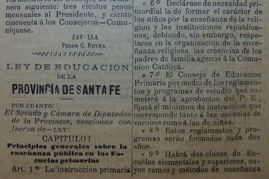 Fragmento de la Ley de Educación del año 1884.  Archivo General de la Provincia de Santa Fe