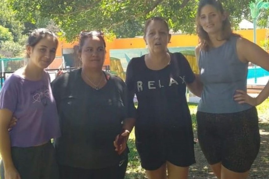 Cuatro de las acompañantes terapéuticas de las tantas que hay en la ciudad y la región.