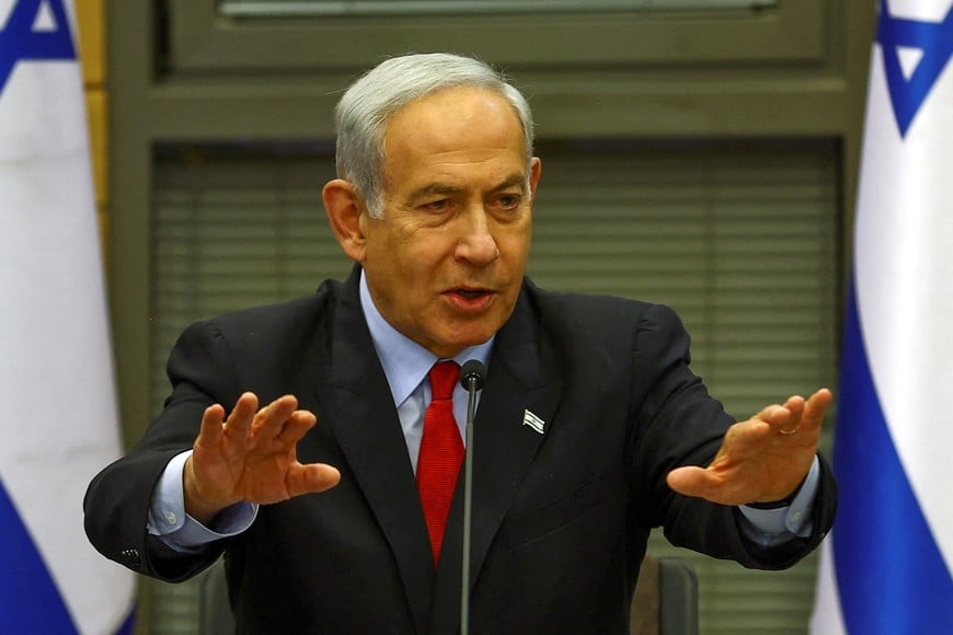FILE PHOTO: Israeli Prime Minister Benjamin Netanyahu addresses the Knesset, Israel's Parliament in Jerusalem, May 23, 2023. REUTERS/Ronen Zvulun/File Photo