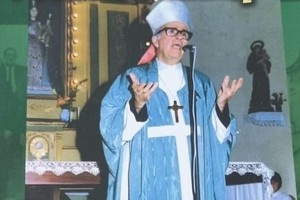 Detalle de la portada del libro "Vicente Zazpe: el corazón de un pastor".