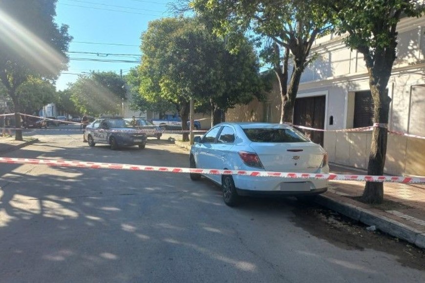 El raid inició con el robo de un Chevrolet Prisma.