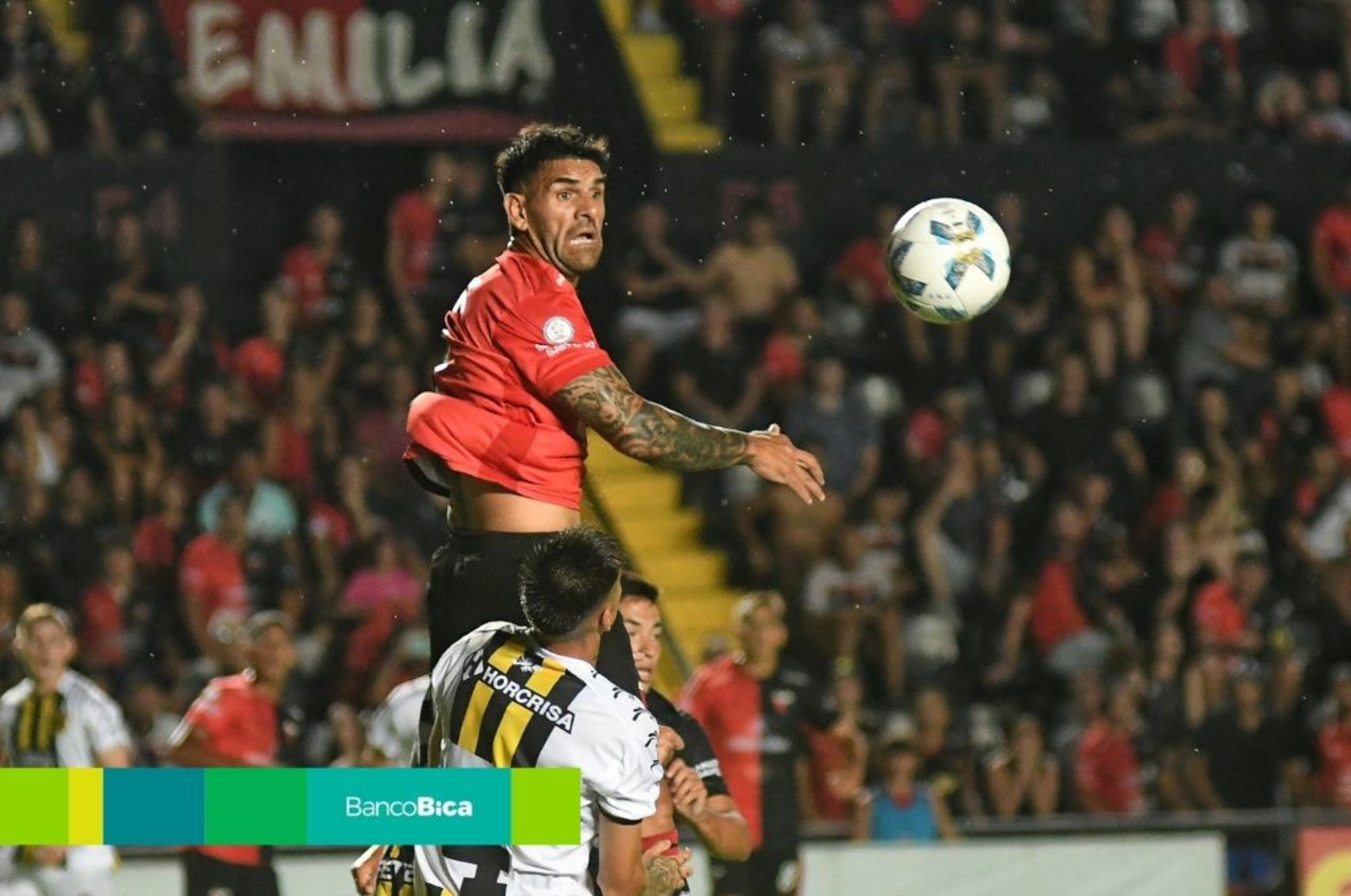 Colón le ganó a Almirante Brown en Santa Fe.