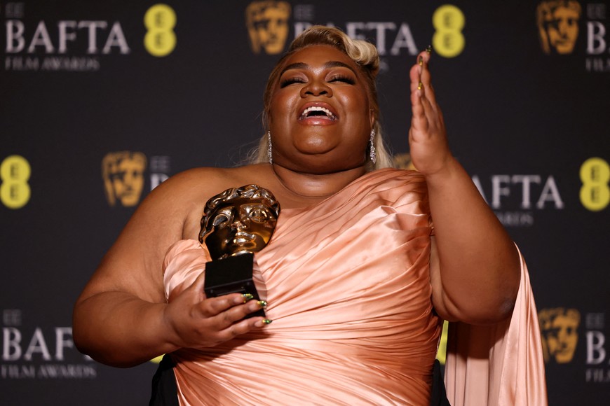 Da’Vine Joy Randolph poses in the winners room with her award for Supporting Actress for "The Holdovers" during the 2024 British Academy of Film and Television Awards (BAFTA) at the Royal Festival Hall in the Southbank Centre, London, Britain, February 18, 2024.