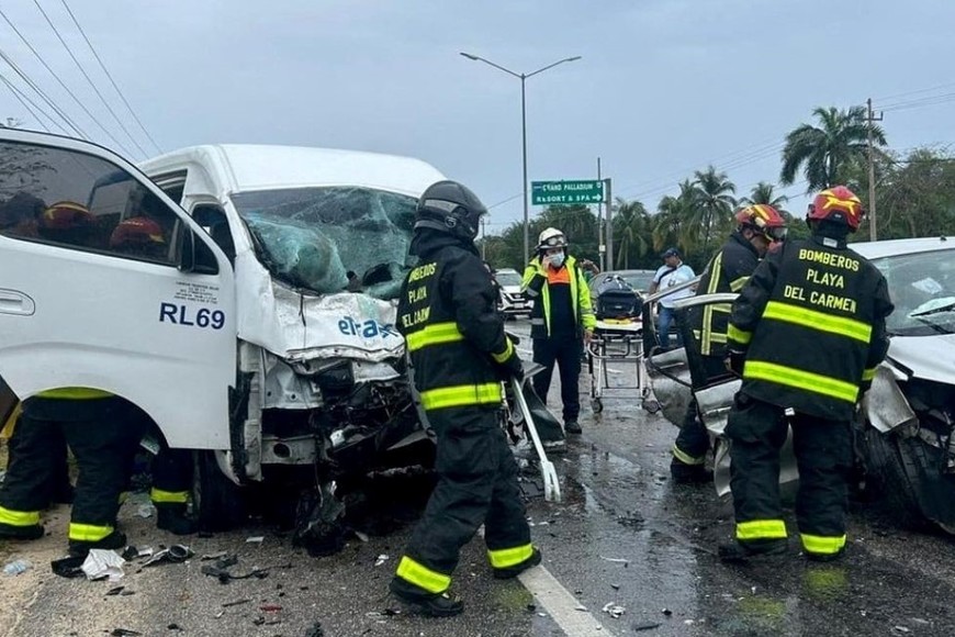 El choque fue alrededor de las 13 del domingo, a la altura del kilómetro 260 de la carretera federal 307.