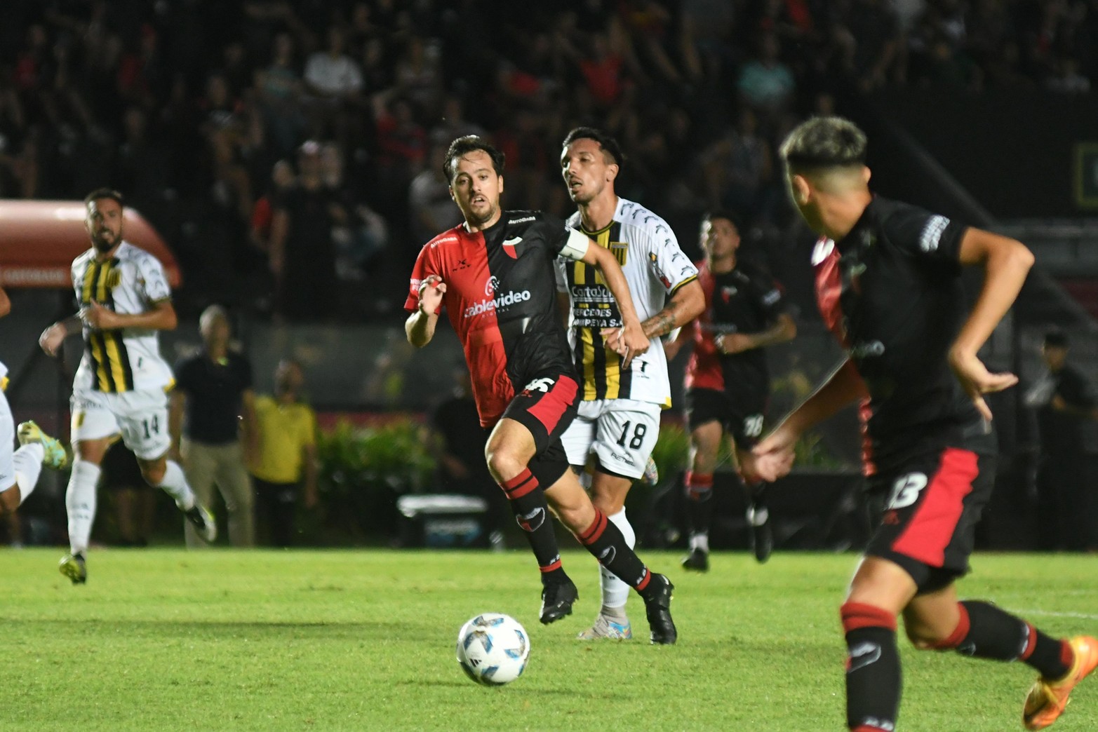 Cristian Bernardi volvió a ingresar y volvió a marcarla diferencia de ritmo. 