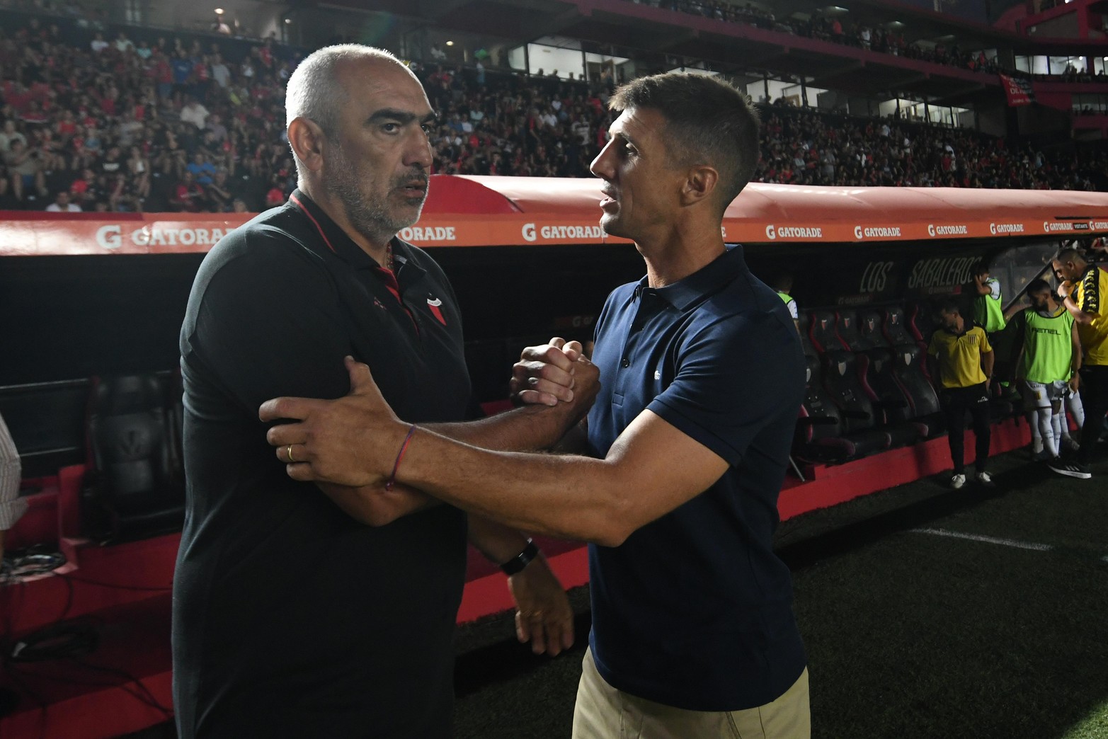 Colón volvió a ganar de local. Por la tercera fecha de la Primera B Nacional venció a Almirante Brown por 2 a 1.