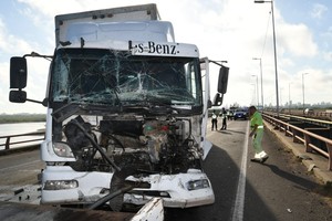 Fuerte accidente sobre la autopista Rosario - Santa Fe. Crédito: Mauricio Garín