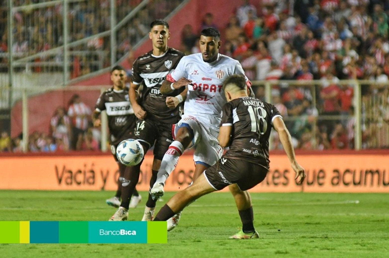 Unión empató con Platense en Santa Fe.