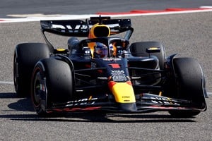 Verstappen marcó un tiempo de 1.31.344 para su mejor vuelta, mejorando inclusive el récord del circuito en pruebas de clasificación. Crédito: Reuters/Hamad I Mohammed
