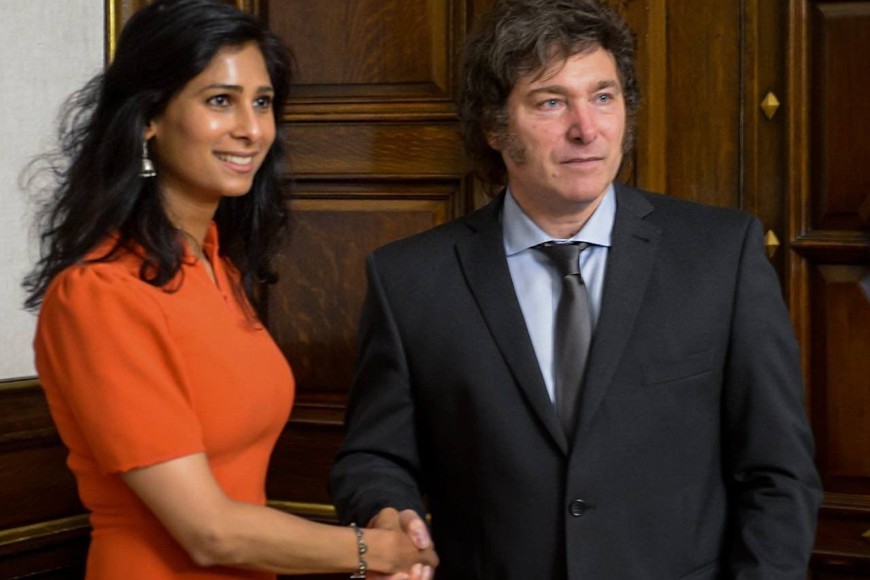 Este 31 de julio está prevista la primera revisión del acuerdo del FMI con el gobierno de Javier Milei, de la cual Gopinath fue una pieza clave.