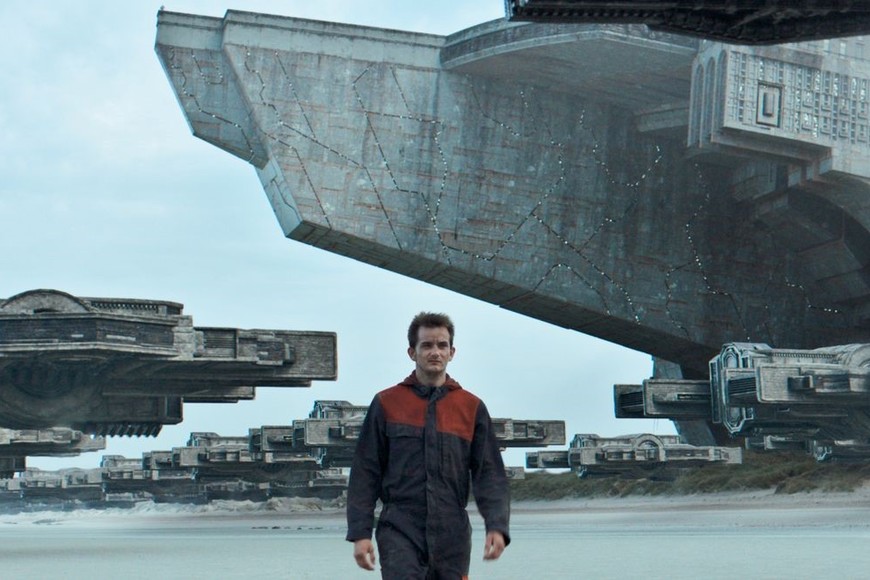 "L'Empire". Foto: Tessalit Productions, Red Balloon Film, Ascent Film, Novak Production, Furyo Films