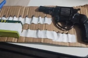 El arma utilizada por el vecino que efectuó siete disparos.