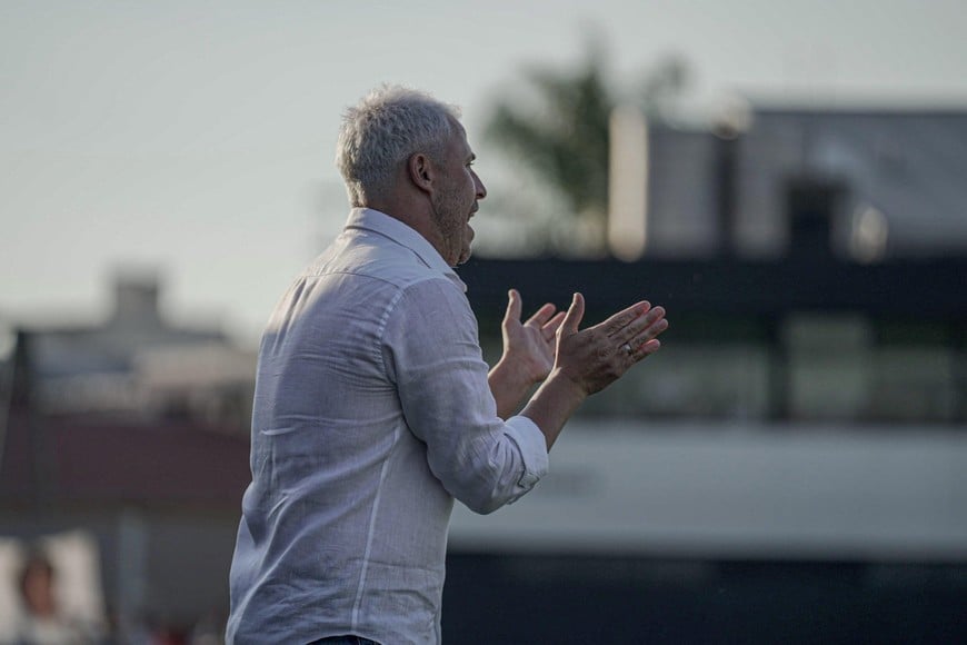 Damonte en su regreso a la institución juninense. Crédito: Prensa Sarmiento