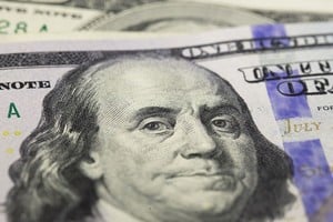 Con una caída de $10, la divisa paralela operó en su valor mínimo desde el 8 de enero