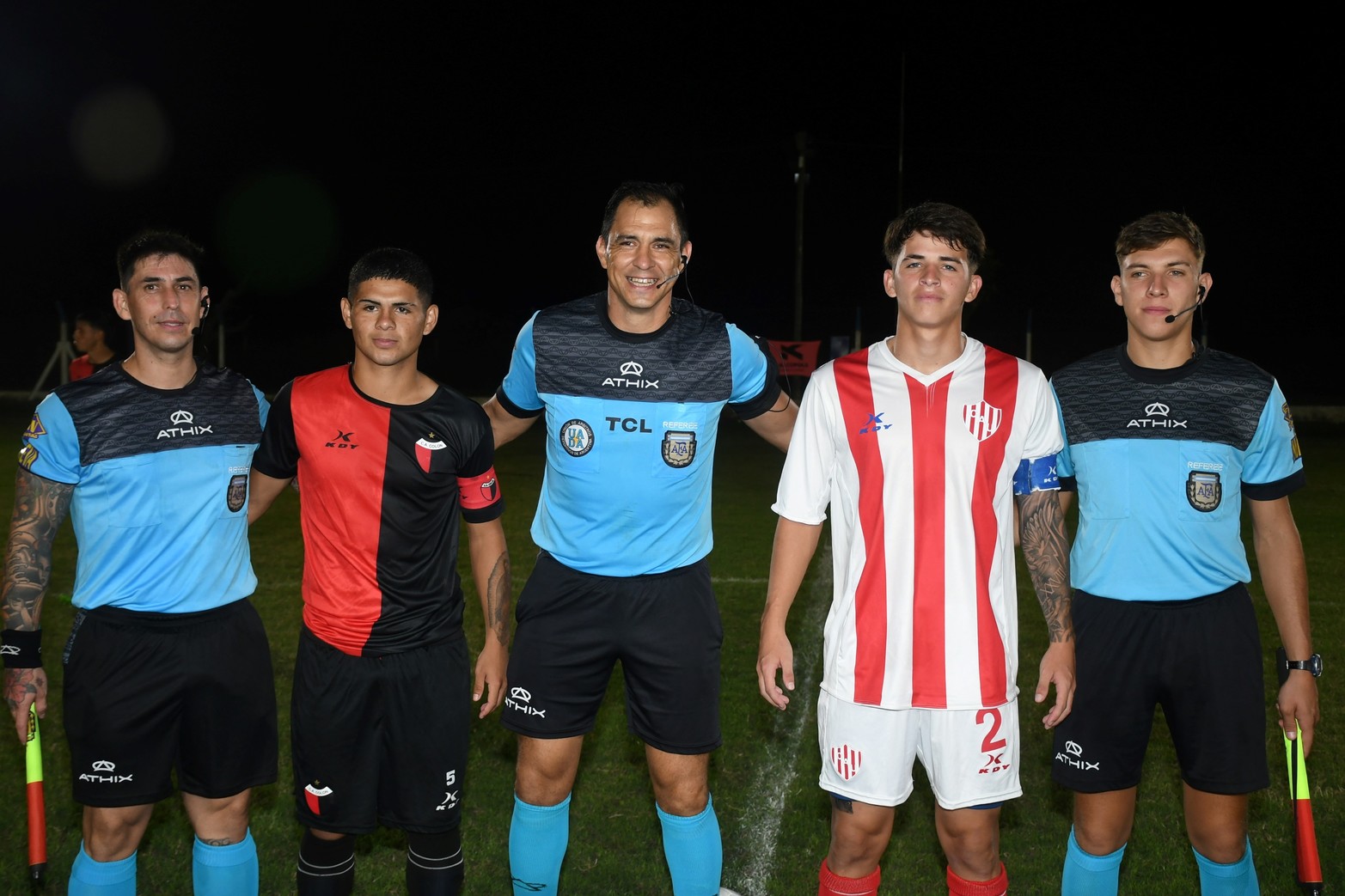 Colón se consagró campeón de la 10 edición del torneo de fútbol "Tiburón Lagunero".  Empató 1 a 1 con Unión. La copa fue de diario El Litoral.