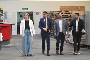 "El objetivo de esta gestión es crear empleo privado registrado", sostuvieron las autoridades provinciales este jueves al anunciar el lanzamiento de la propuesta luego de una recorrida por la fábrica de cerveza artesanal que fue anfitriona del lanzamiento. Crédito: Mauricio Garín