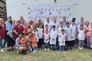 Michlig dirigió un mensaje a la comunidad educativa felicitando a los presentes “por lo lindo que está la escuela” y alentó “a seguir trabajando entre todos fuertemente para tener cada vez una educación de mejor calidad”.