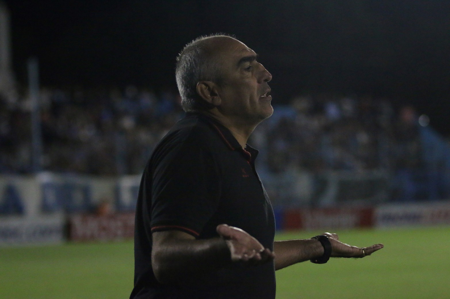 Colón venció 2 a 1 a Estudiantes de Río Cuarto.