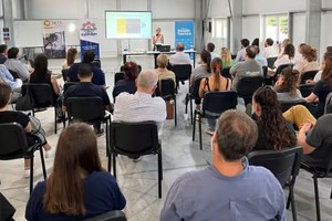La presentación tuvo como escenario el SUM del Parque Industrial La Victoria y fue encabezada por el intendente Leonel Chiarella.