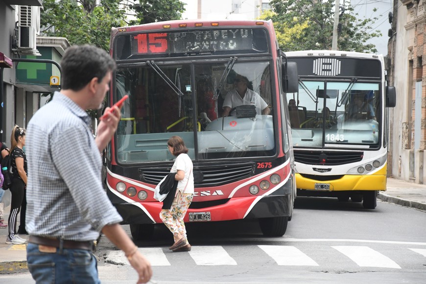 A la nueva suba de la tarifa de colectivos “la hicimos totalmente a desgano, porque el boleto resulta ser altamente costoso para los bolsillos de los santafesinos”, admitió Poletti.