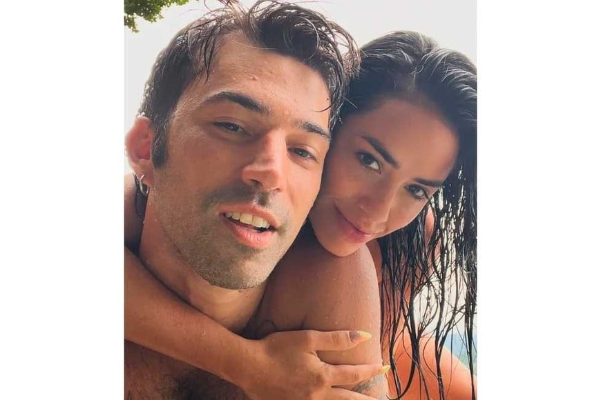 Lali vive a pleno su romance.