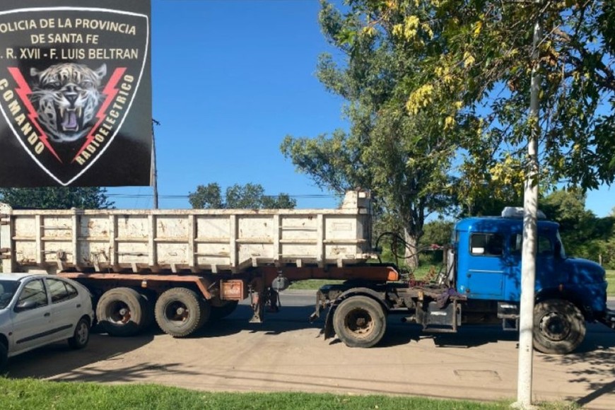 Los delincuentes se movilizaban en un camión, el que también fue secuestrado.