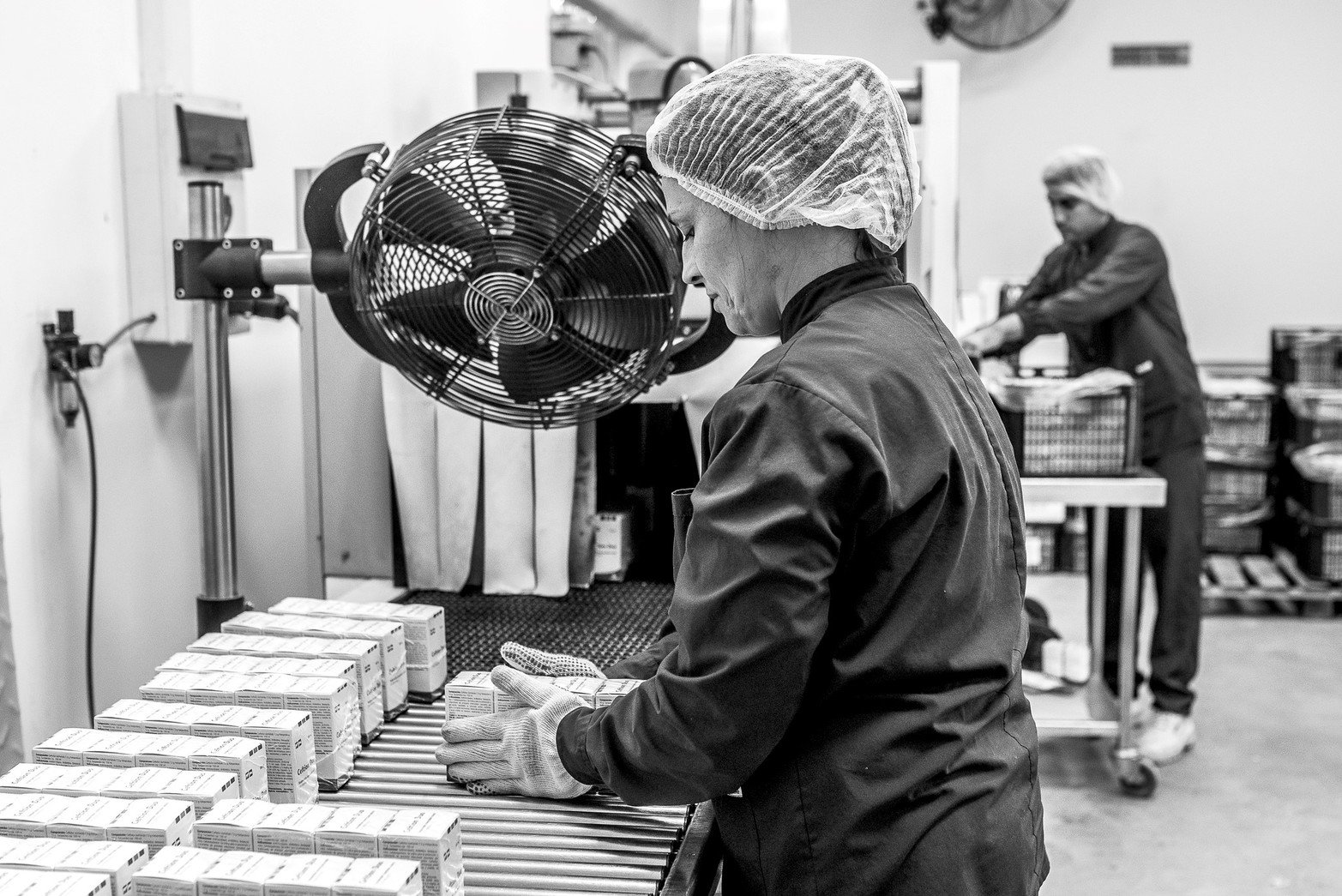 Mujeres en la industria santafesina.