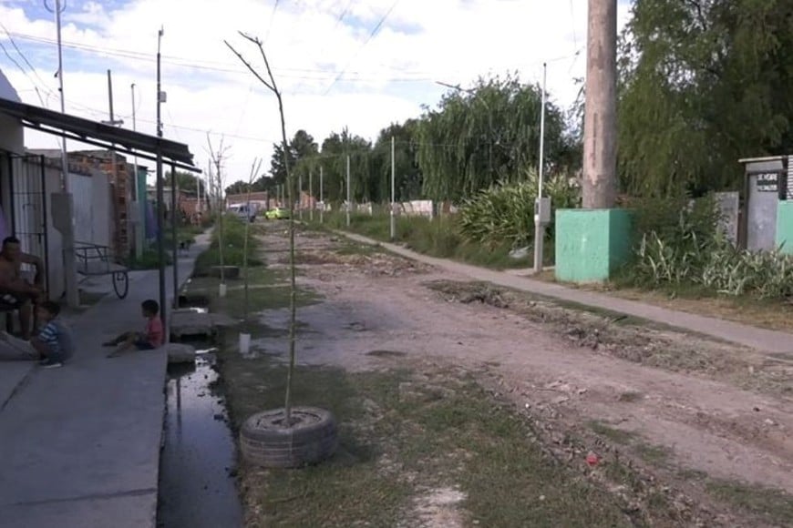 Vecinos exigen una respuesta urgente por parte de las autoridades municipales para mejorar las condiciones de vida.