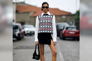 La pollera negra será imprescindible esta temporada.