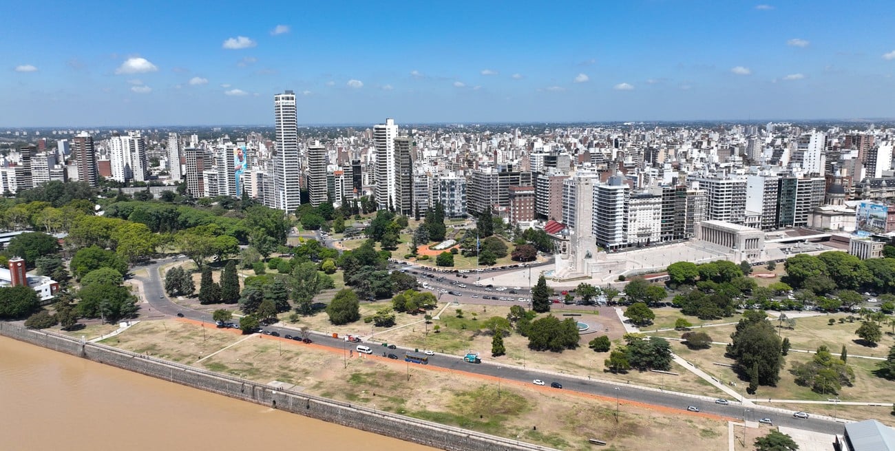 La conmoción y la incertidumbre reinan un comienzo de semana silencioso en Rosario