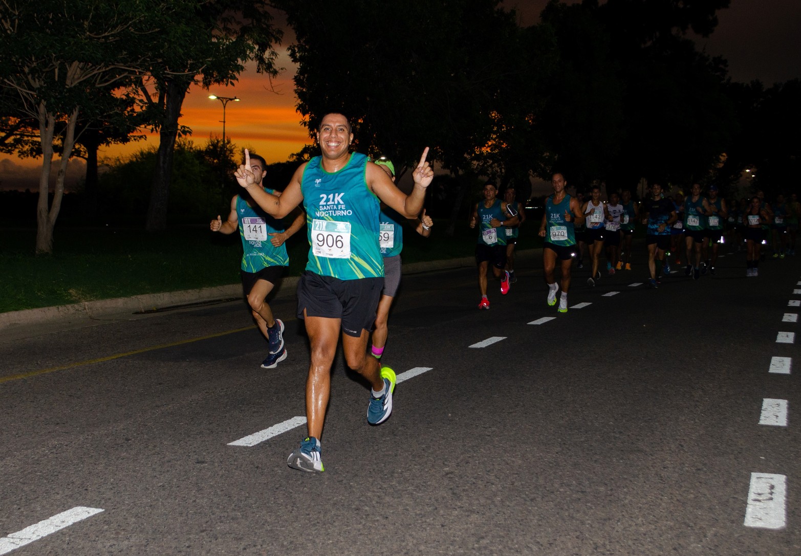 Maratón en la noche santafesina