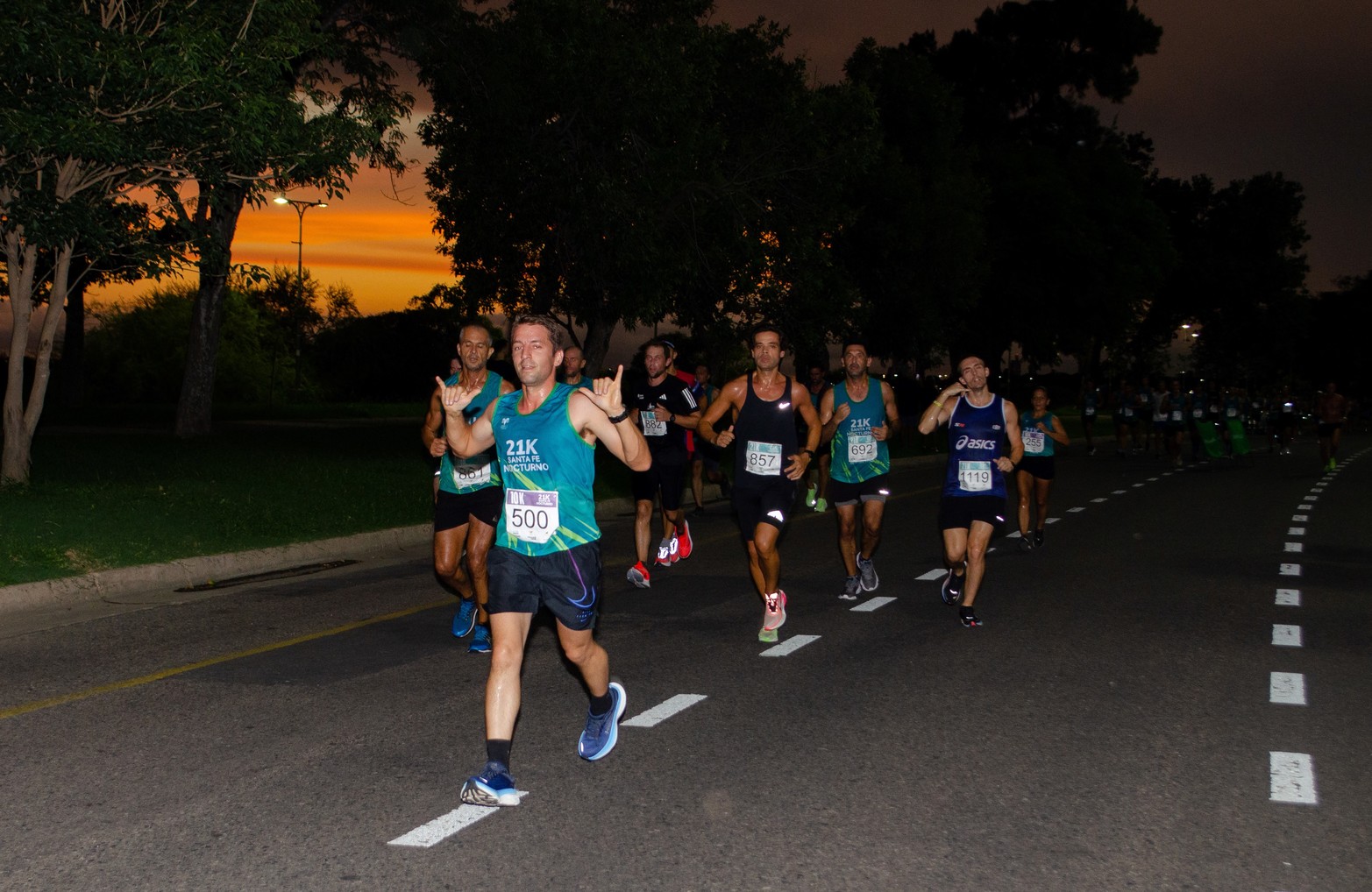 Maratón en la noche santafesina